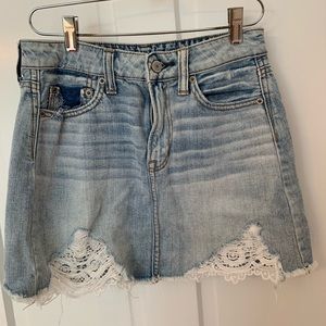 American eagle jean skirt
